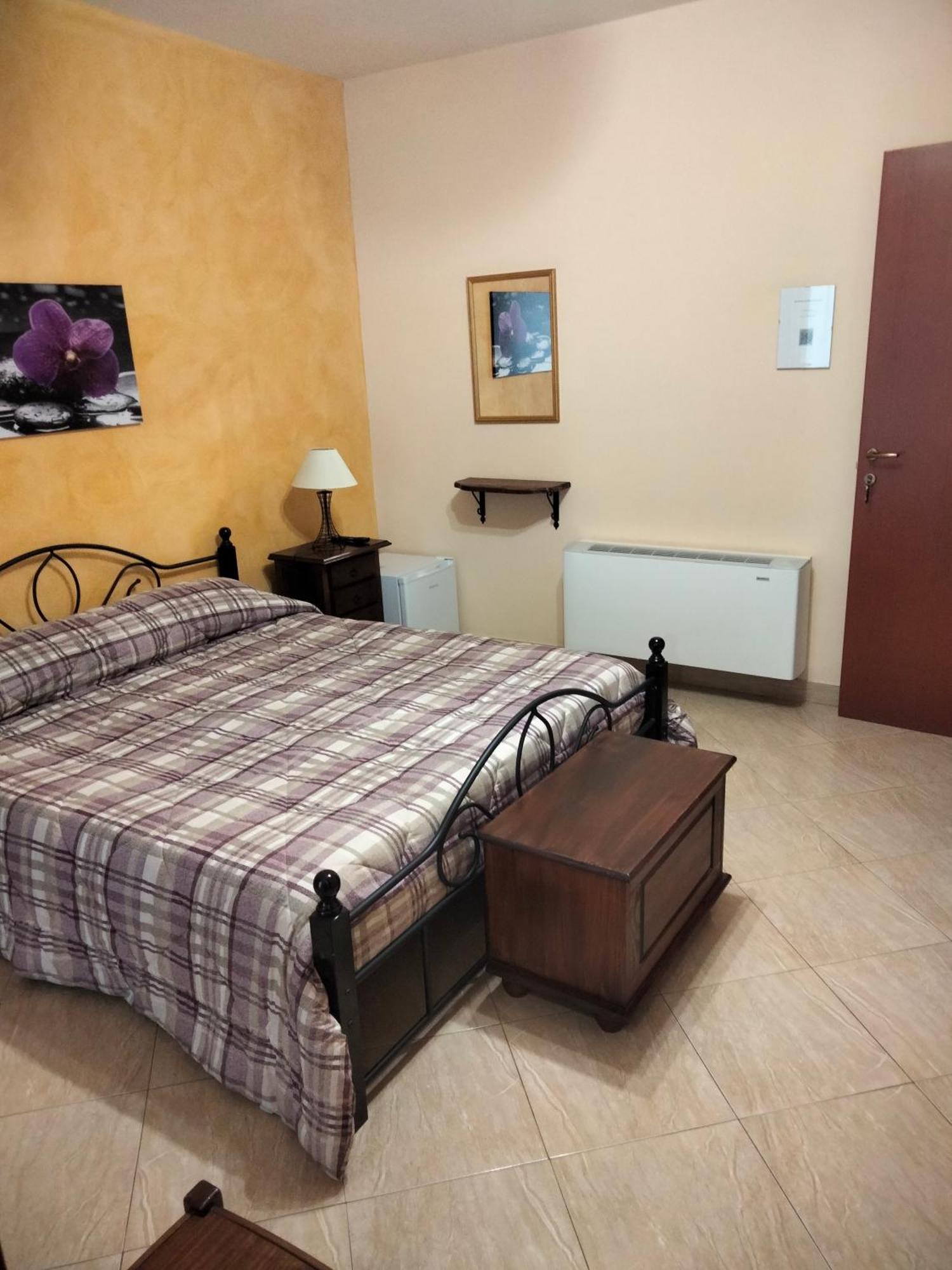 The Best Rooms & Apartments - Parcheggia Gratis Sotto Casa Ed Entra - Mazara del Vallo Exterior photo