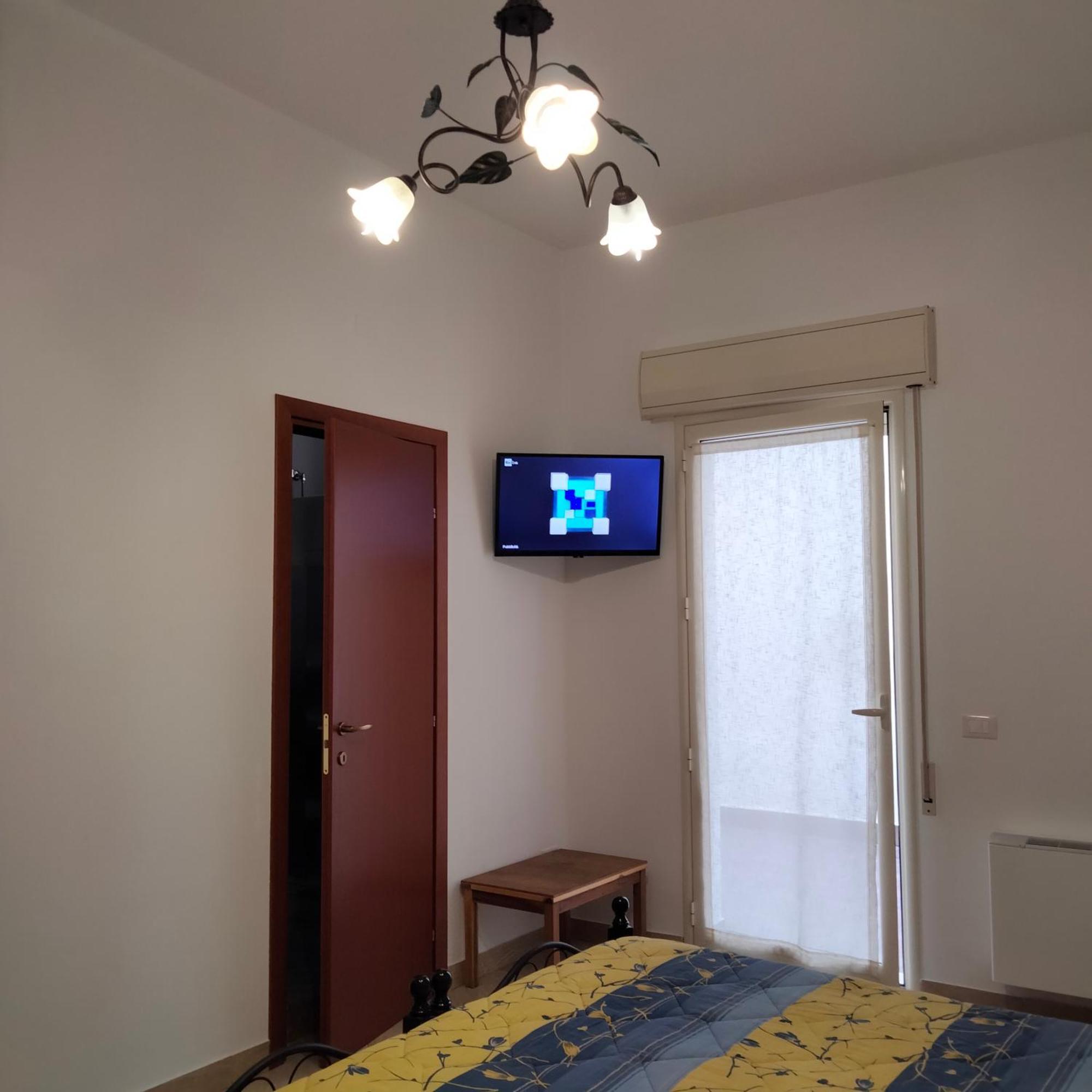 The Best Rooms & Apartments - Parcheggia Gratis Sotto Casa Ed Entra - Mazara del Vallo Room photo